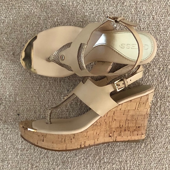 Guess Tan Slingback Wedges w/Gold Accents, 7.5M - Picture 4 of 8